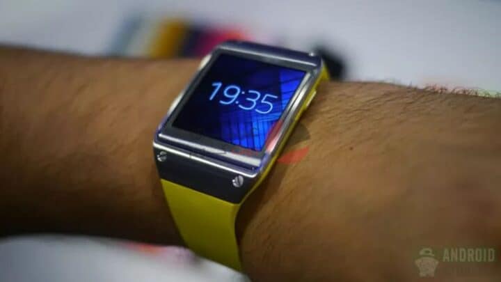 Galaxy Gear أول ساعة ذكية من سامسونج بها كاميرا 1