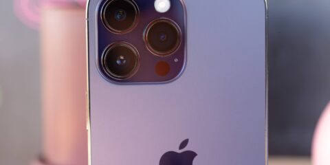 كاميرا iPhone 17 الامامية