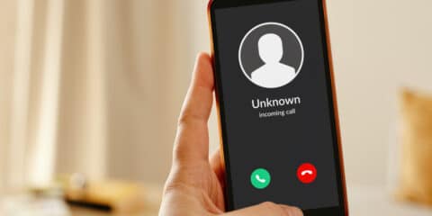 find out the caller’s name without a program in Saudi Arabia